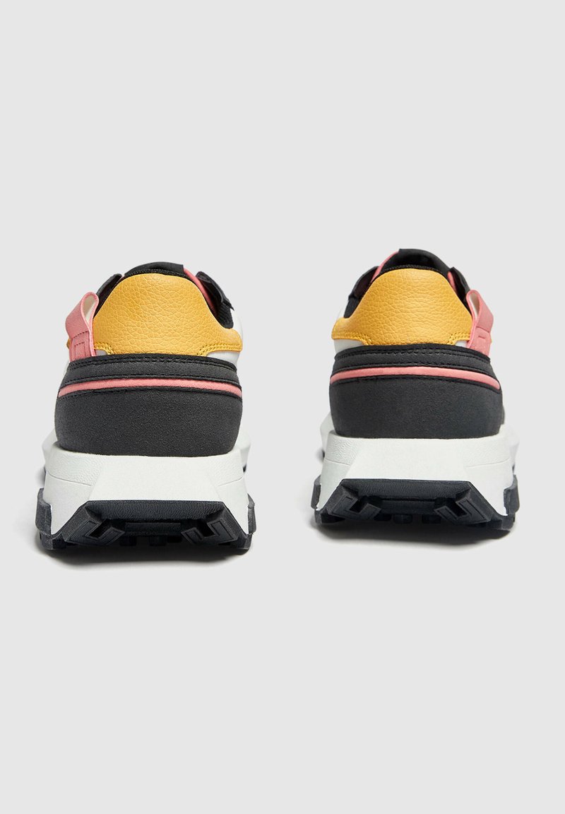 Herren Sneaker low | PULL&BEAR Sneaker low black/schwarz - AB71343 Herren Sneaker low | PULL&BEAR Sneaker low black/schwarz - AB71343