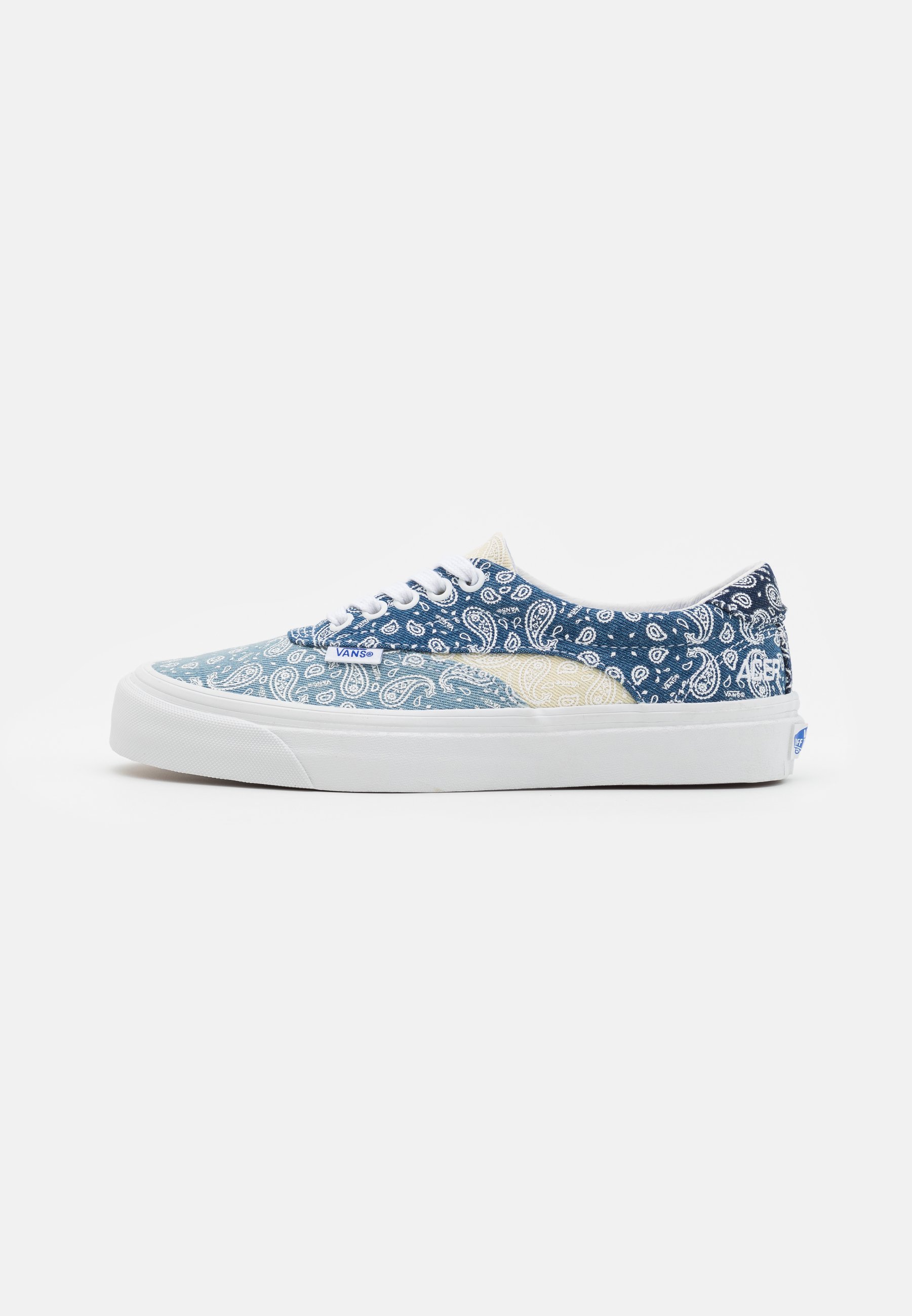 acer sneaker
