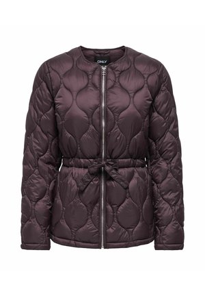 Veste matelassée violet foncé avec col rond, fermeture éclair à l'avant, manches longues et ceinture en tissu à nouer à la taille.