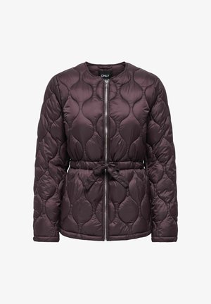 Veste matelassée violet foncé avec col rond, fermeture éclair à l'avant, manches longues et ceinture en tissu à nouer à la taille.