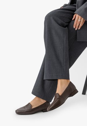 RYŁKO Slip-ons - brown
