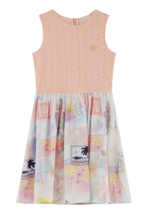 Różowa sukienka bez rękawów; teksturowany gorset z detalami w stylu oczek, marszczona spódnica z kolorowym nadrukiem pocztówek z motywami kwiatowymi. Zamek błyskawiczny z tyłu.