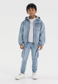 MINOTI HOODED WITH FRONT POCKET - Jachetă din denim - light blue denim