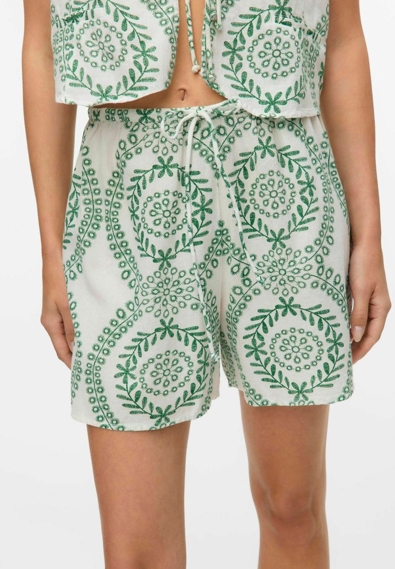 Vero Moda - Szorty