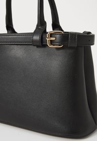Call it Spring Kabelka - black