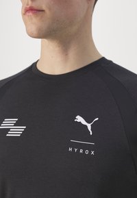 Puma HYROX FIT ULTRABREATHE TRIBLEND TEE - T-shirt de sport - black