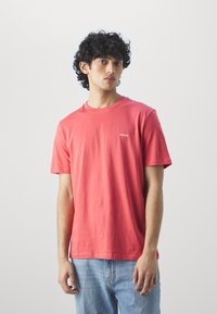 HUGO DERO - T-shirt basic - medium red