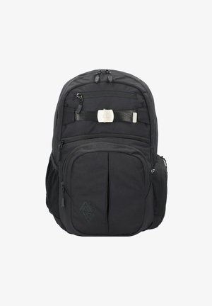 Schwarzer Rucksack mit mehreren Reißverschlusstaschen, verstellbaren Trägern, einer strukturierten Oberfläche und einem Logo-Akzent. Verfügt über Netz-Seitentaschen.