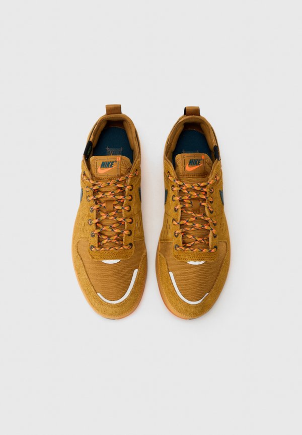 C1TY PRM - Trainers2