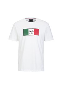 Weißes Baumwoll-T-Shirt mit einem rechteckigen Logo, das grüne, weiße und rote Abschnitte sowie einen schwarzen Rahmen aufweist, und dem Text "1969 ITALIA" in der Mitte.