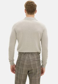 Oscar Jacobson PEPE - Poloshirt - brick beige