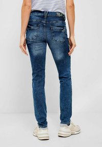 Jean Femme Slim Taille Haute Cecil - Modèle Toronto - Coupe Ajustée - Tissu Stretch Confortable