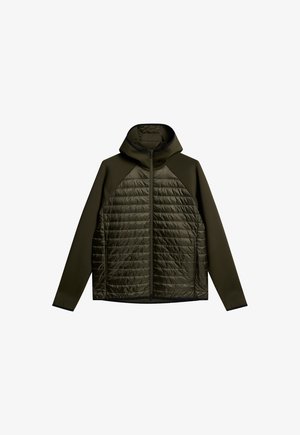 Giacca con cappuccio di colore verde scuro, con pannello frontale trapuntato, zip intera, maniche lunghe lisce e tasche laterali.