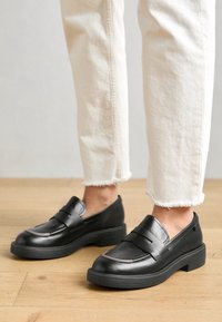 Camper DEAN - Zapatos sin cordones - black