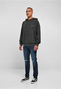 Urban Classics SMALL EMBROIDERY - Felpa con cappuccio - black