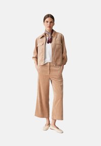 OPUS HIGH RISE CROPPED WIDE FIT - Broek - golden oak