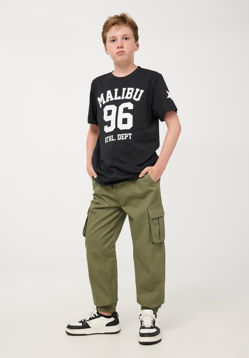 Terranova Pantaloni cargo - var verde militare chiaro