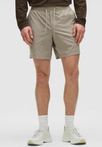 Ei valittu, warm ash grey