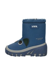 Blauwe canvas winterlaars met een afgeronde vorm, grijze zool, groene accenten en twee ronde details aan de zijkant. Heeft een zachte rand aan de bovenkant.