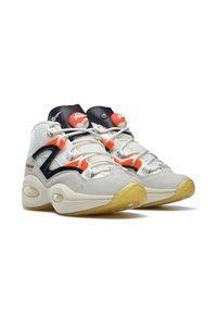 Reebok Classic MID (NON-FOOTBALL) QUESTION PUMP Zalando