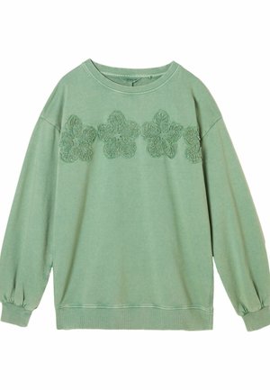 Grüner Pullover aus weichem Stoff mit gestickten Blumendesigns auf der Brust, langen Ärmeln und gerippten Bündchen.