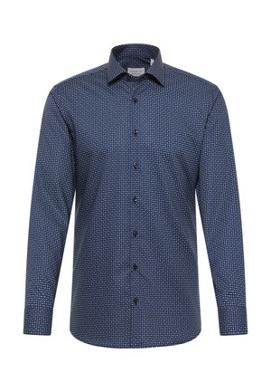 Camicia manica lunga blu navy con motivo geometrico bianco e azzurro chiaro. Caratterizzata da colletto a Punta e abbottonatura frontale con bottoni scuri.