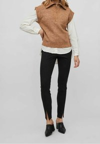 VILA Strickpullover - brown