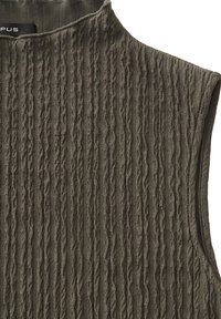 Thumbnail Image 7