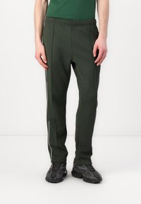 Lacoste - Pantaloni de trening - squadron Imagine miniatură 1