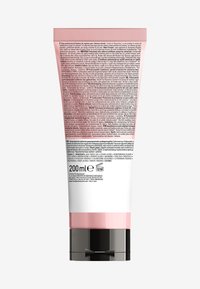 L'OREAL PROFESSIONNEL VITAMINO COLOR CONDITIONER FOR COLORED HAIR - Acondicionador