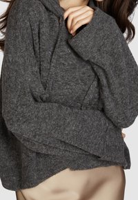 Marc Aurel Bluza z kapturem