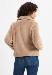 Marie Lund - Kurtka zimowa