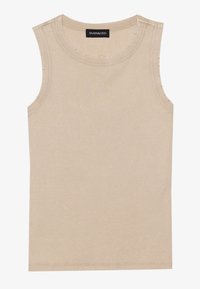 Beige ribbet tanktop med rund halsudskæring og uden ærmer. Har en lige pasform og synlige sømme langs kanterne.