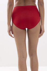 Mutande alte rosse realizzate in tessuto morbido e elastico. Caratterizzate da un design senza cuciture, con una copertura totale sul retro e senza parti metalliche visibili.