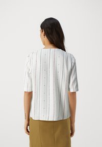 Tommy Hilfiger V NECK - Blúzka - white