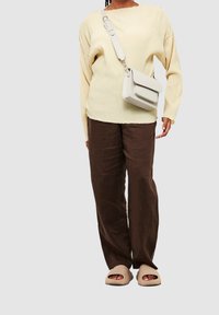 HVISK Skuldertasker - light grey