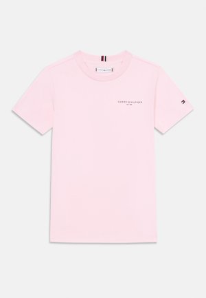 T-shirt in cotone rosa chiaro con maniche corte, collo rotondo e stampa del logo in grigio, con un piccolo dettaglio tricolore sulla manica.