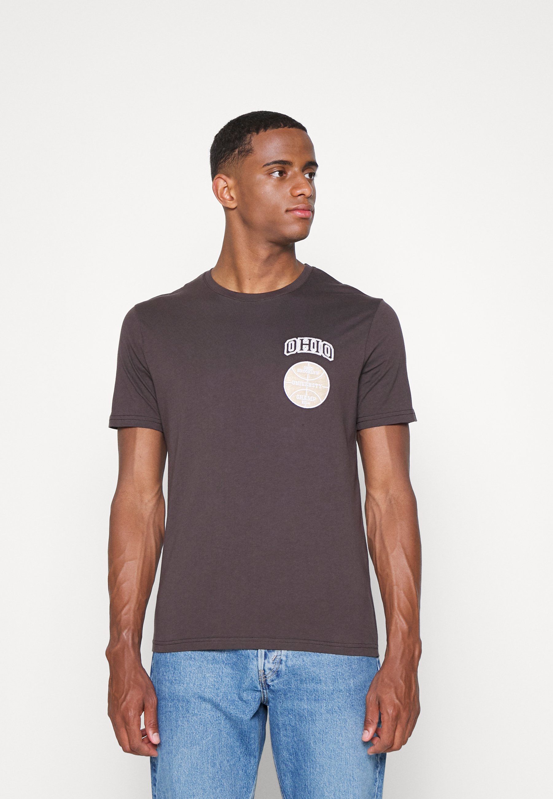 Pier One GRAPHIC T-SHIRT - Basic T 