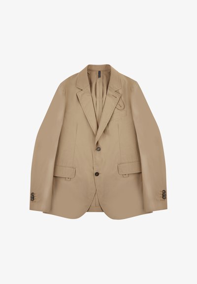 Beżowa marynarka dopasowana z klapami, dwoma przednimi kieszeniami i mankietami z trzema guzikami. Wykonana z gładkiego materiału, ma zapięcie na jeden guzik.