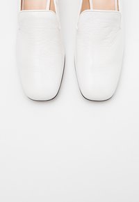 Högl Tacones - off-white