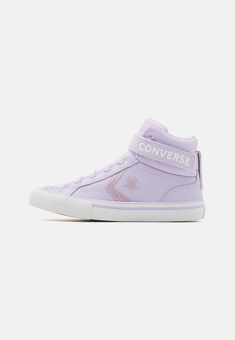 converse with straps