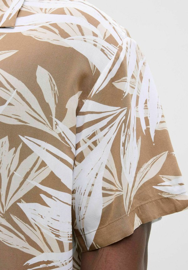 JJEJEFF TROPICAL RESORT - Shirt - coriander4