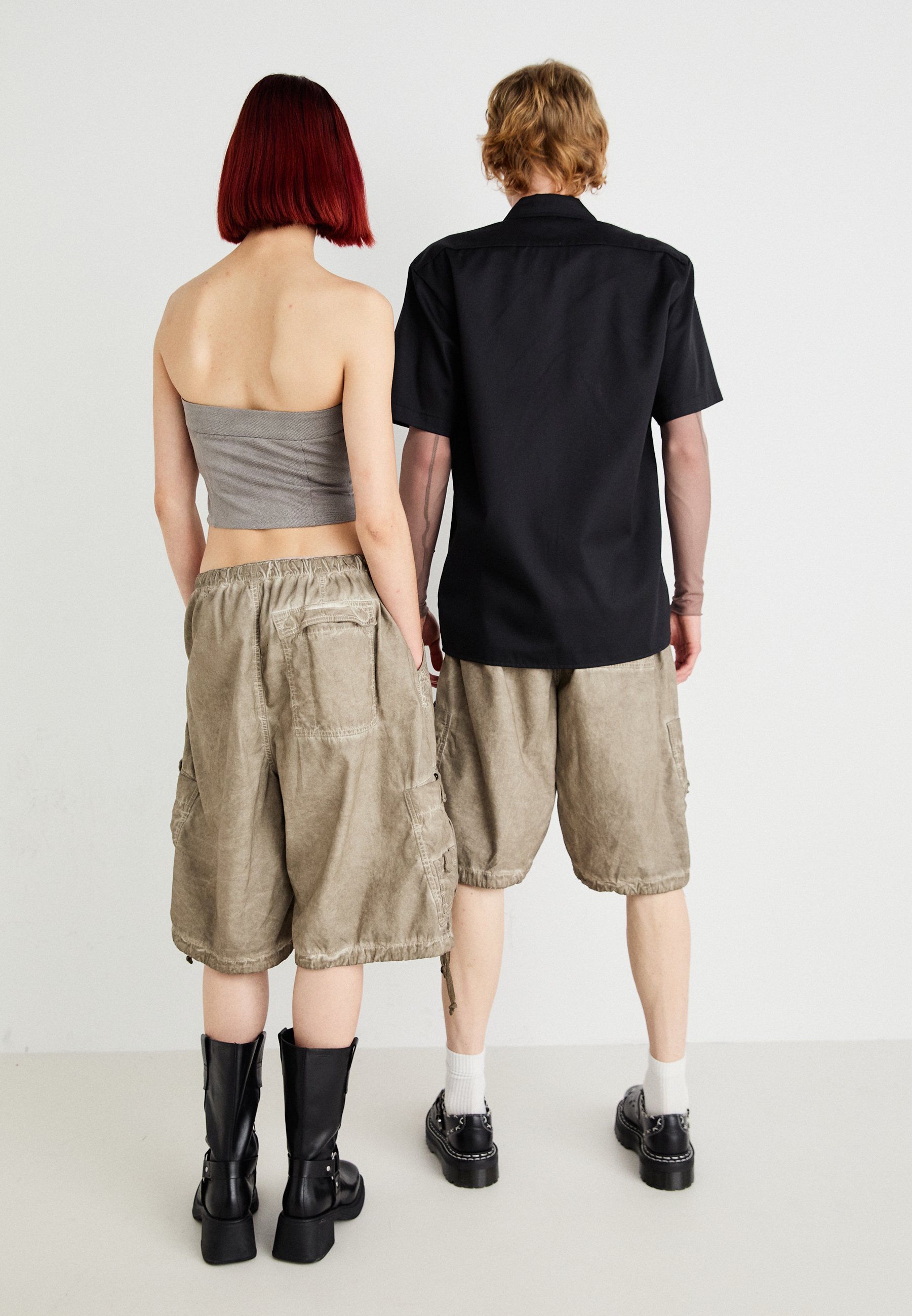 Jaded London WASH PARACHUTE UNISEX - Shorts - stone oil