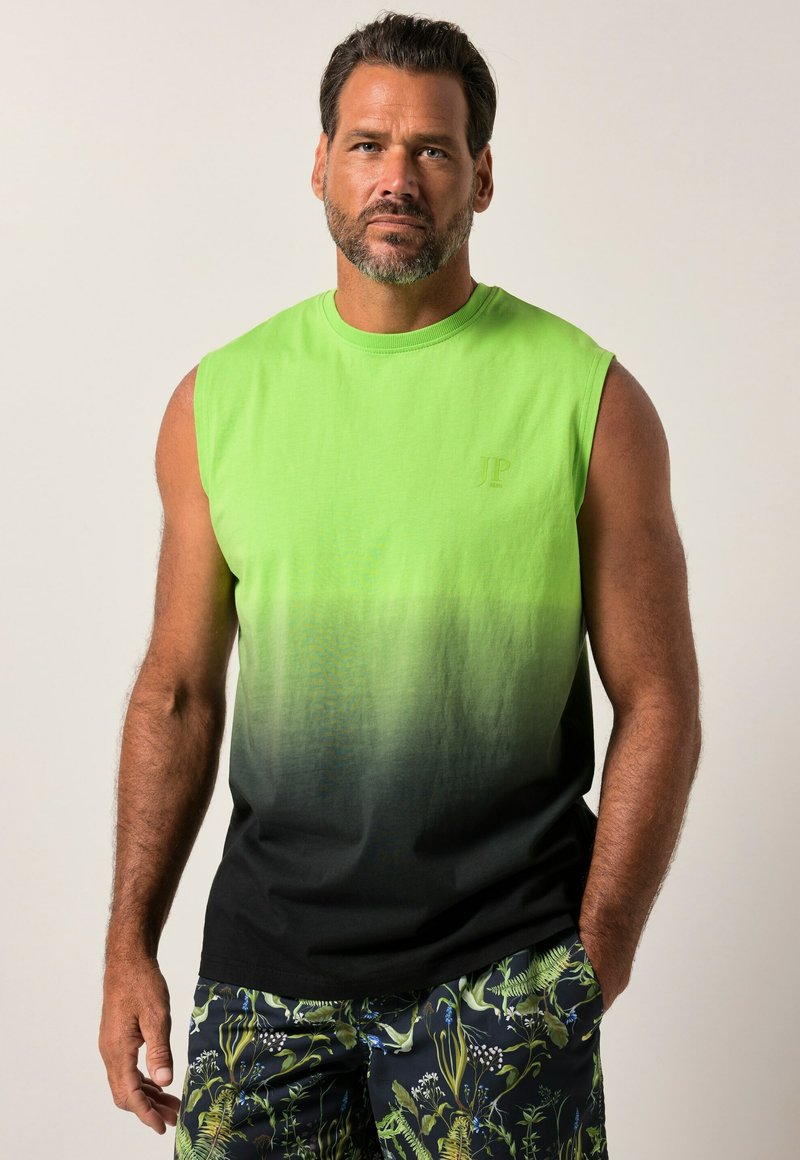 Camiseta sin mangas en verde neón con un degradado a negro. Material de algodón suave, presenta un detalle de logo en el pecho, diseño minimalista.