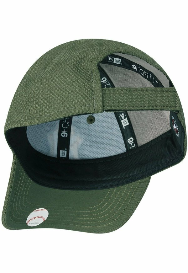 9FORTY NEW YORK YANKEES – Cap – olive