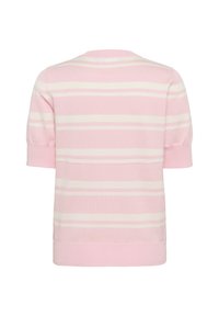 Suéter de punto rosa con rayas horizontales blancas, mangas cortas, cuello redondo y puños y dobladillo acanalados. Textura suave, corte relajado.