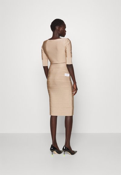 Hervé Léger SQUARE SLEEVE ICON DRESS - Shift dress - beige
