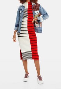 Desigual Robe pull - white