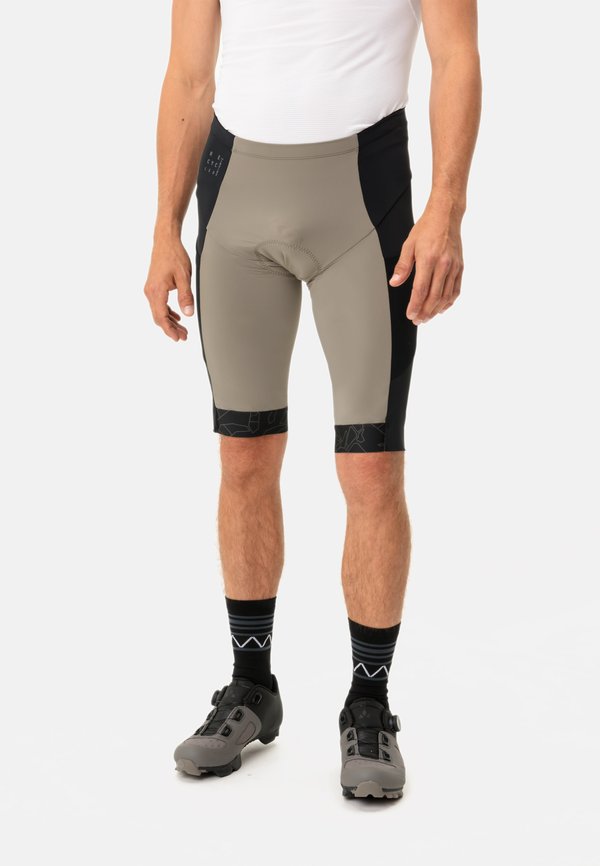 KURO  - Kurze Sporthose - coconut