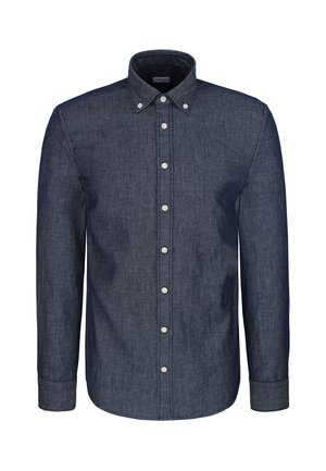 Dunkelblaues Hemd mit langen Ärmeln, Knopfleiste, Button-Down-Kragen und weißen Knöpfen, dargestellt vor einem weißen Hintergrund.